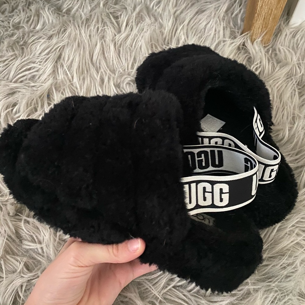 UGG fluff yeah slides